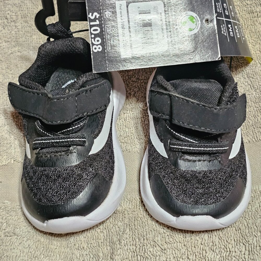 size 2 infant athletics shoes